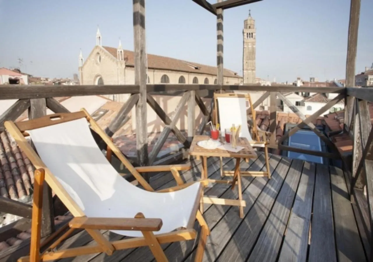 Stefano F2 Locappart Venice 0*,  Italy
